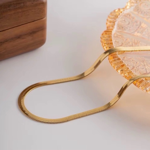 18K Gold Plated Herringbone Necklace - Picture 3 of 7